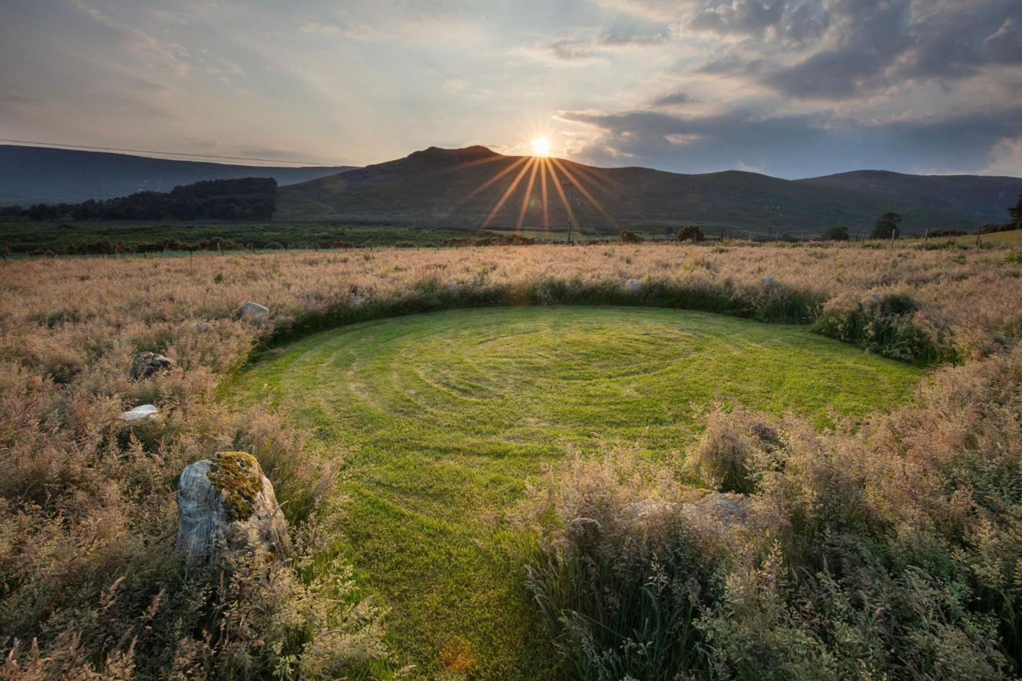 Hotel Oakwood Glamping Mourne Mountains à Moyad Extérieur photo