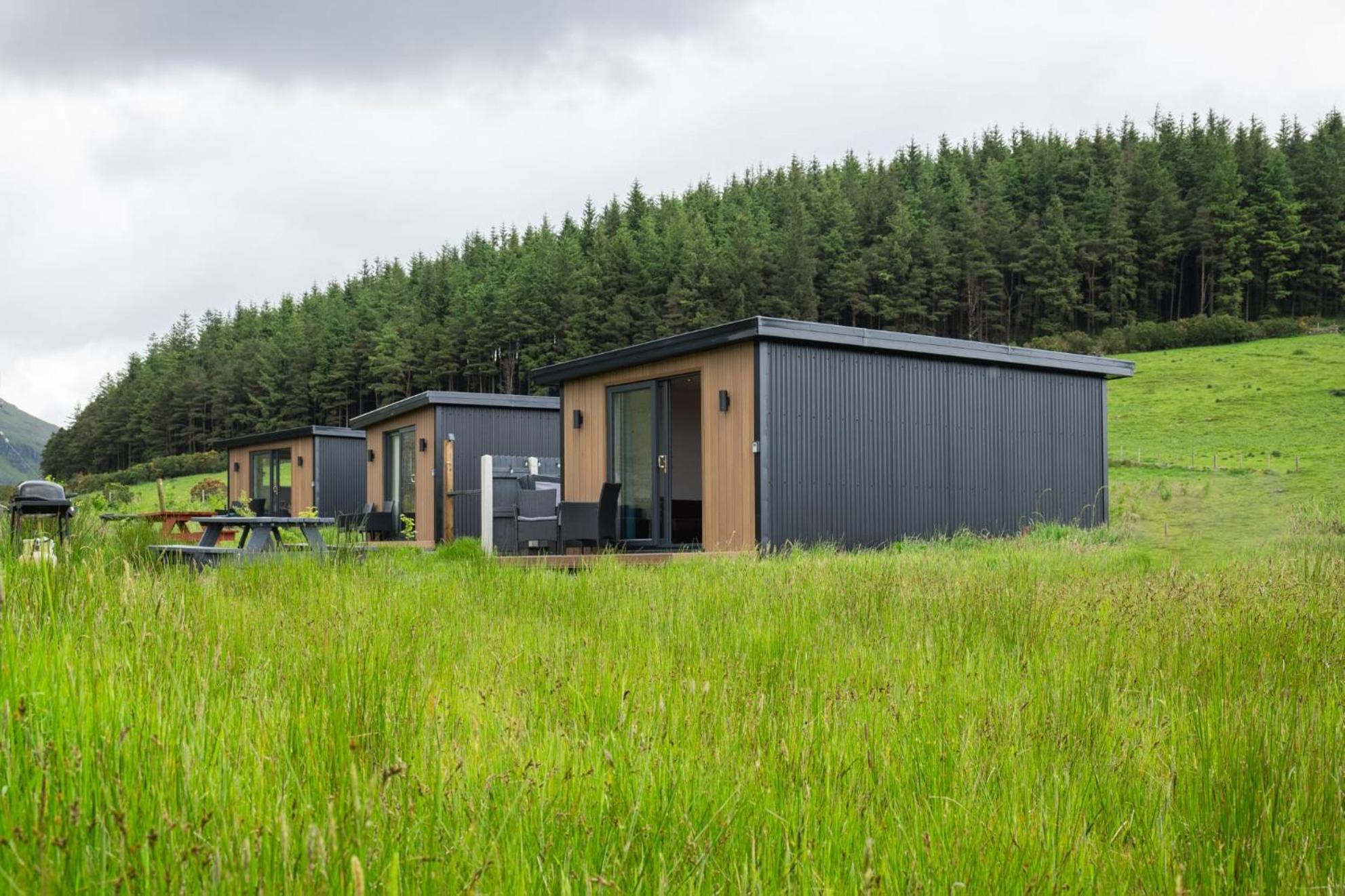 Hotel Oakwood Glamping Mourne Mountains à Moyad Extérieur photo
